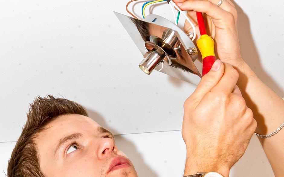 installateur électricien Paris 7